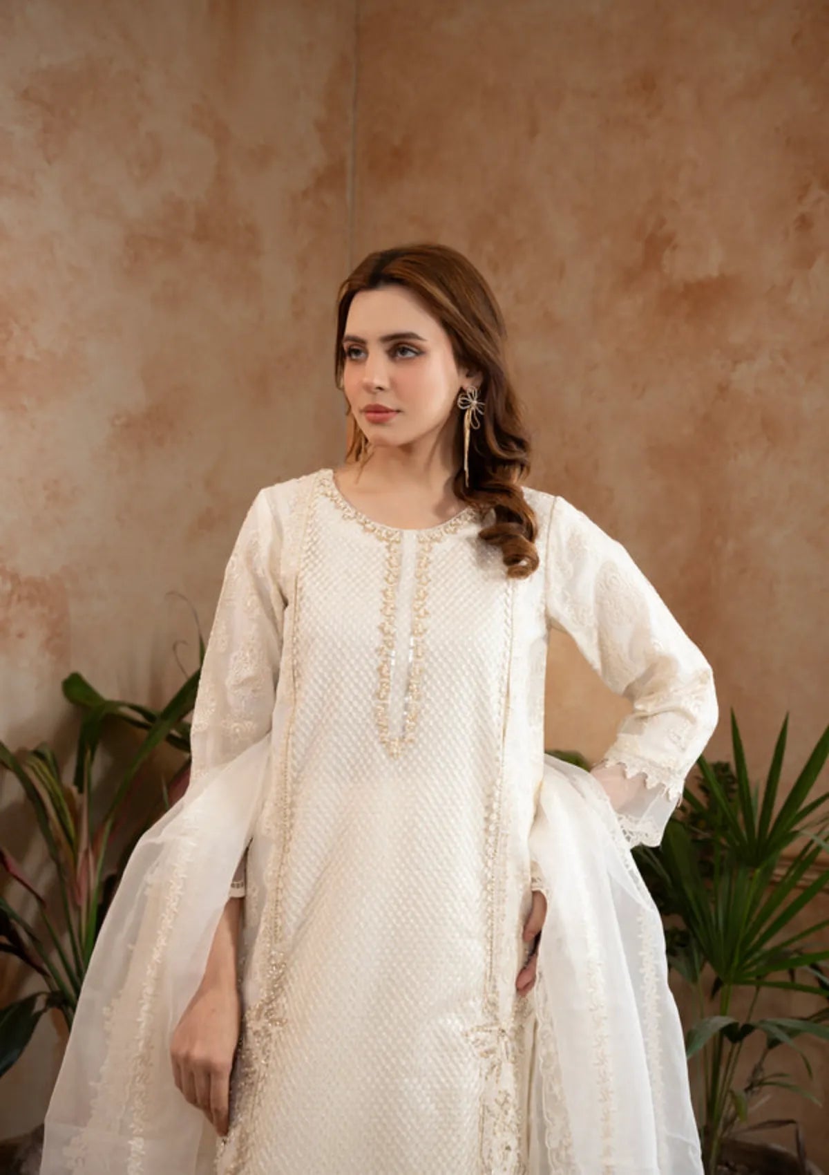 Manahils Shehr-e-Husn'26 182-OFF WHITE