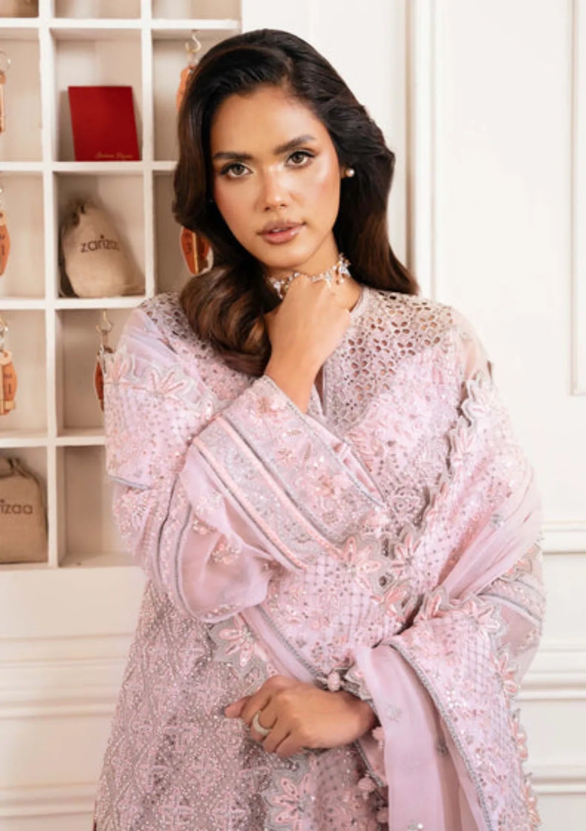 Zarizaa Check In Series 5'26 D-5P PRISM