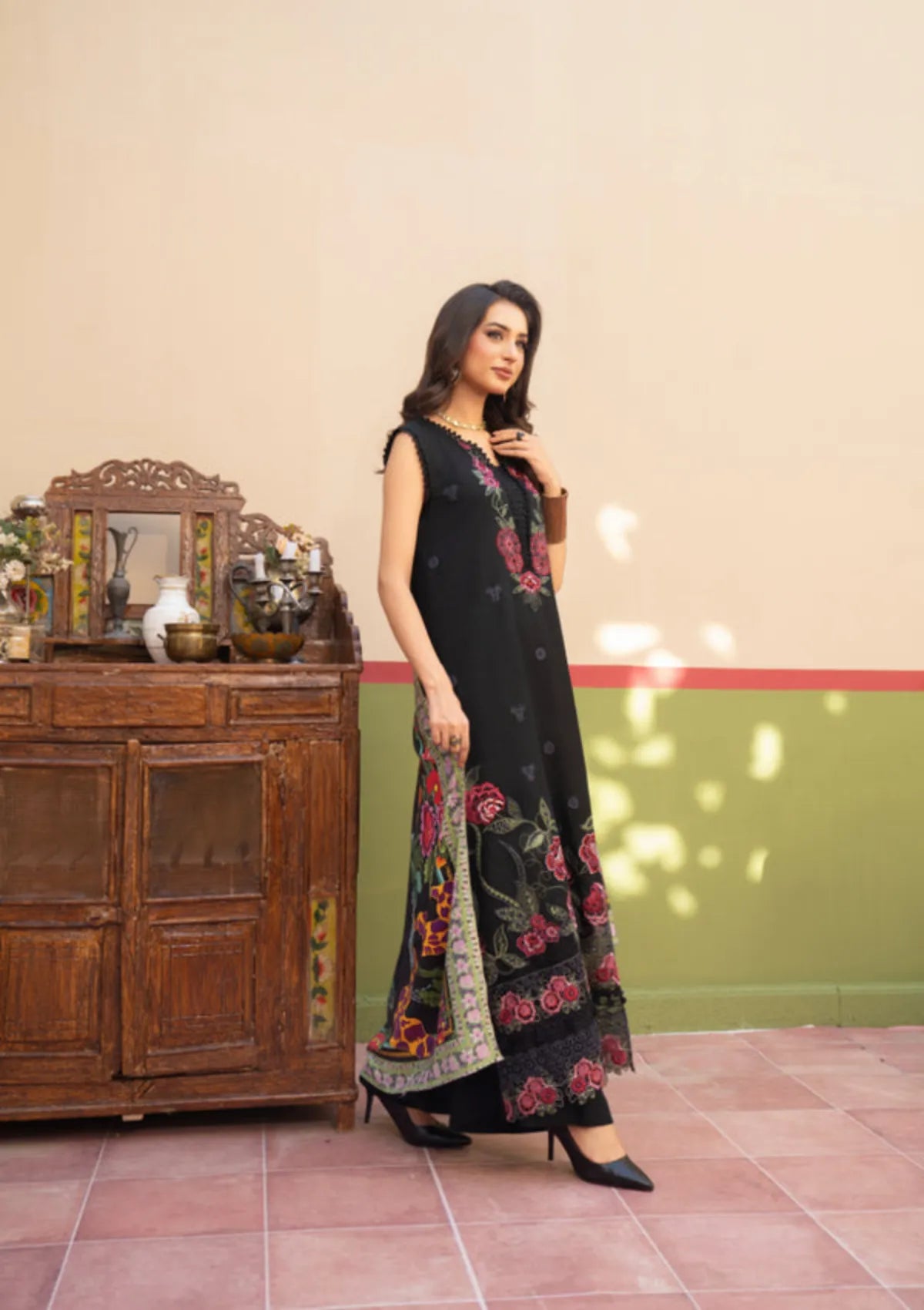 Rimal By Sanam Saeed'25 D-01