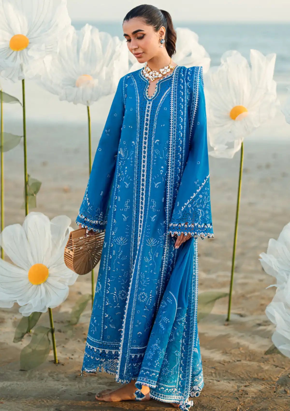 mohsin-saeed-fabrics-designer-daily-wear-formal-and-wedding-suits-within-budget-This-product-is-from-qalamkar-sahil-luxury-lawn25-fk-03-victoria-is-available-on-Mohsin-saeed-fabrics-website.