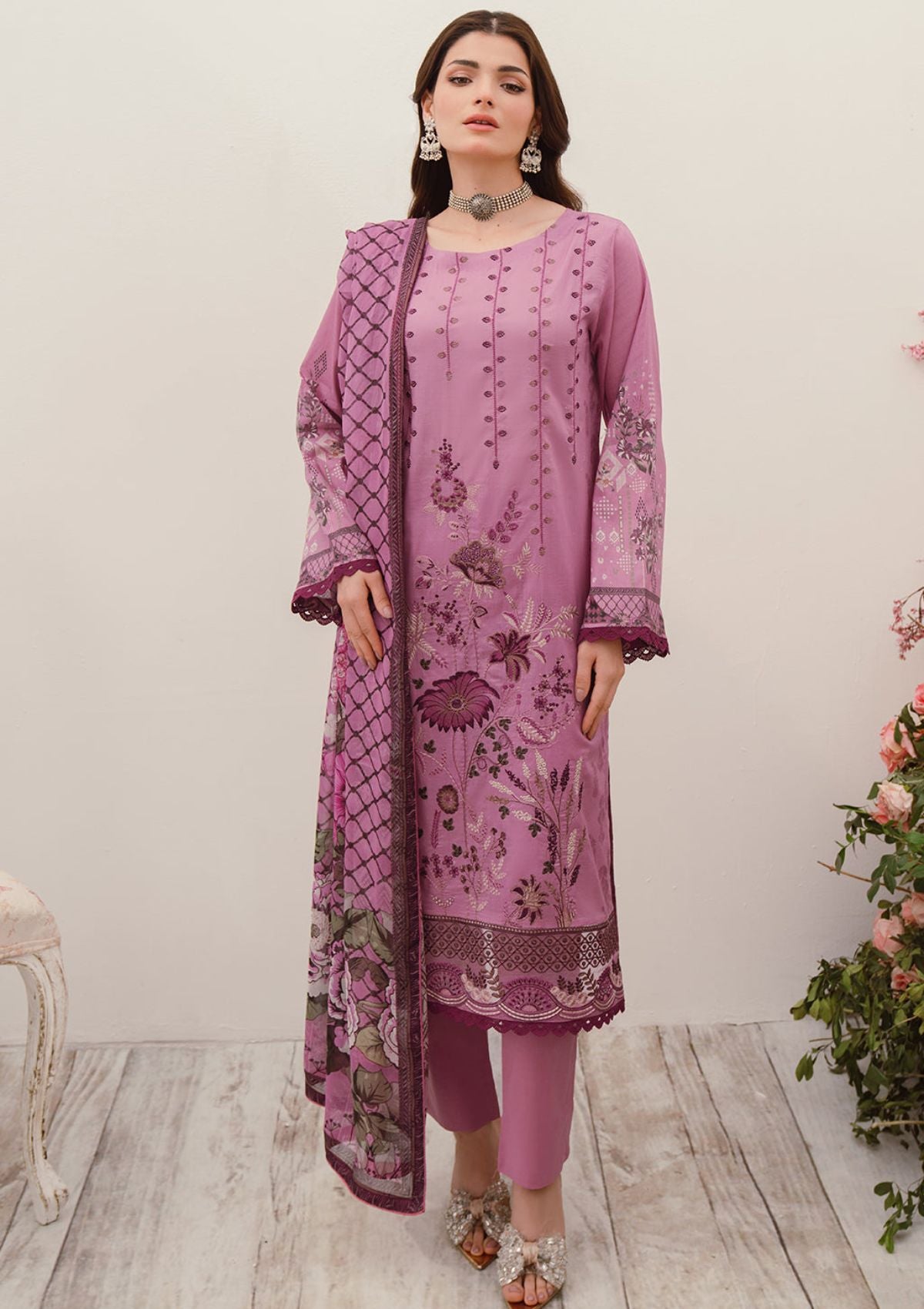 Mashaal Luxury Lawn By Ramsha'24 D-03 - Mohsin Saeed Fabrics