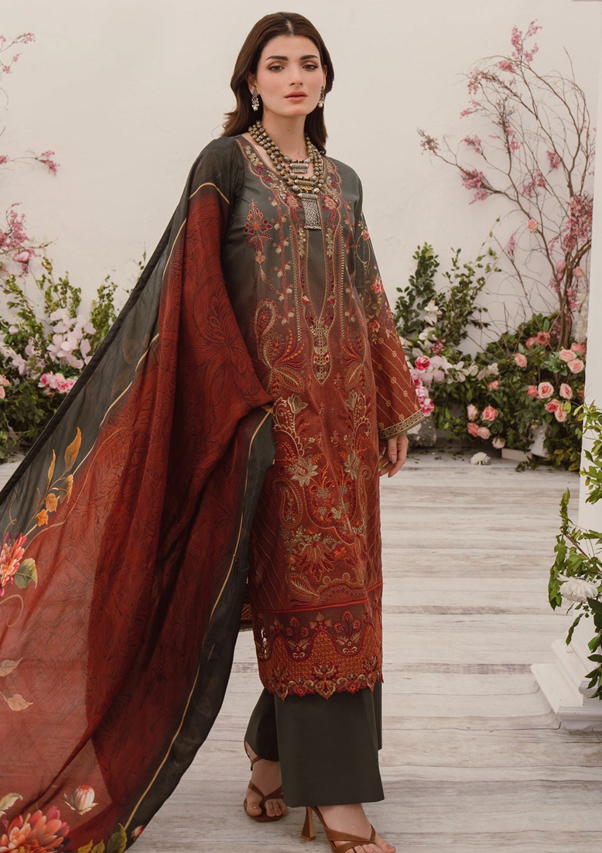 Mashaal Luxury Lawn By Ramsha'24 D-07 - Mohsin Saeed Fabrics