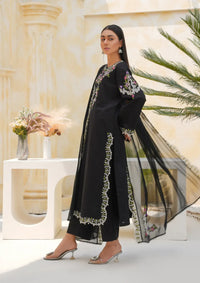 mohsin-saeed-fabrics-is-selling-online-and-in stores-Luxury-daily-wear-wedding-wear-formal-wear-in-budgeted-price-This-product-is-from-clothere-by-anam-lawnkari25-d-006-is-available-on-Mohsin-saeed-fabrics-website.