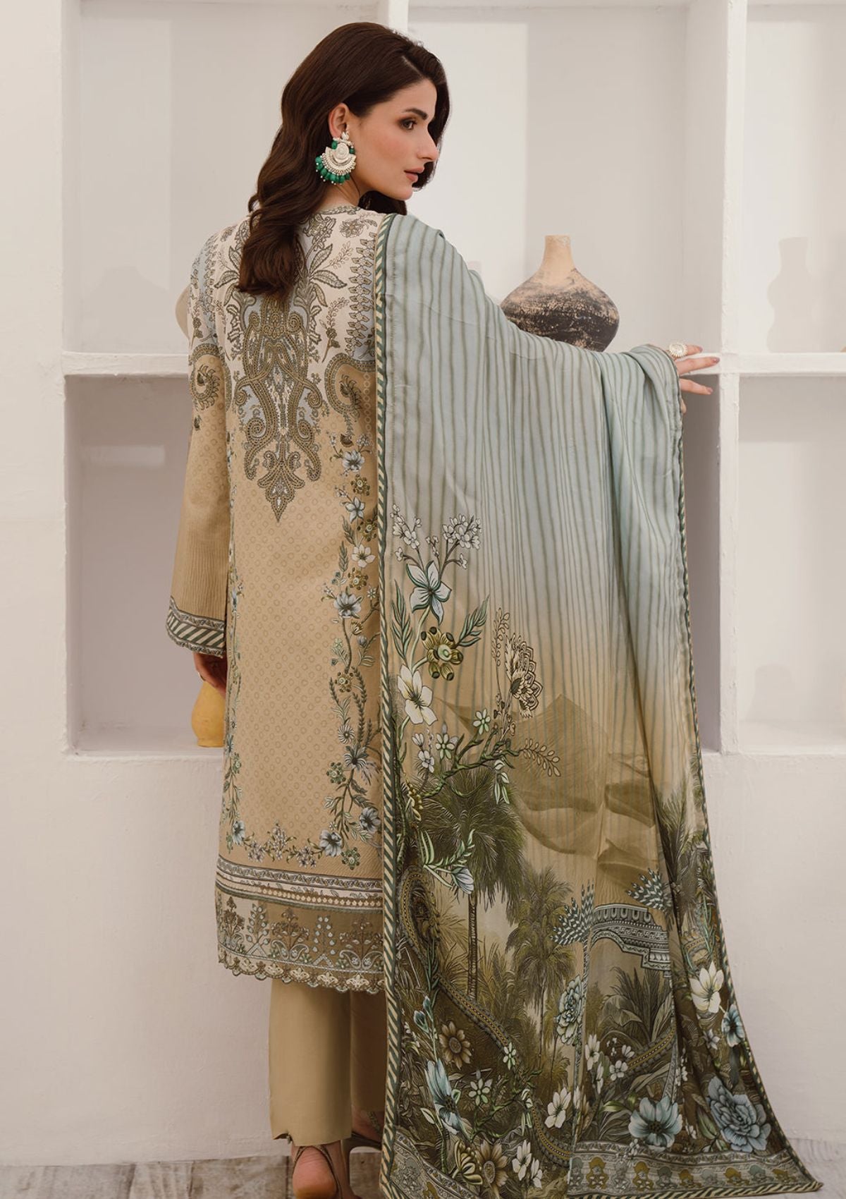 Mashaal Luxury Lawn By Ramsha'24 D-06 - Mohsin Saeed Fabrics