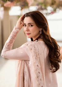 mohsin-saeed-fabrics-designer-daily-wear-formal-and-wedding-suits-within-budget-This-product-is-from-qalamkar-sahil-luxury-lawn25-fk-10-zoe-is-available-on-Mohsin-saeed-fabrics-website.