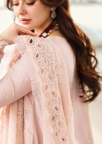 mohsin-saeed-fabrics-designer-daily-wear-formal-and-wedding-suits-within-budget-This-product-is-from-qalamkar-sahil-luxury-lawn25-fk-10-zoe-is-available-on-Mohsin-saeed-fabrics-website.