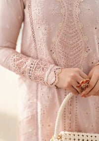 mohsin-saeed-fabrics-designer-daily-wear-formal-and-wedding-suits-within-budget-This-product-is-from-qalamkar-sahil-luxury-lawn25-fk-10-zoe-is-available-on-Mohsin-saeed-fabrics-website.