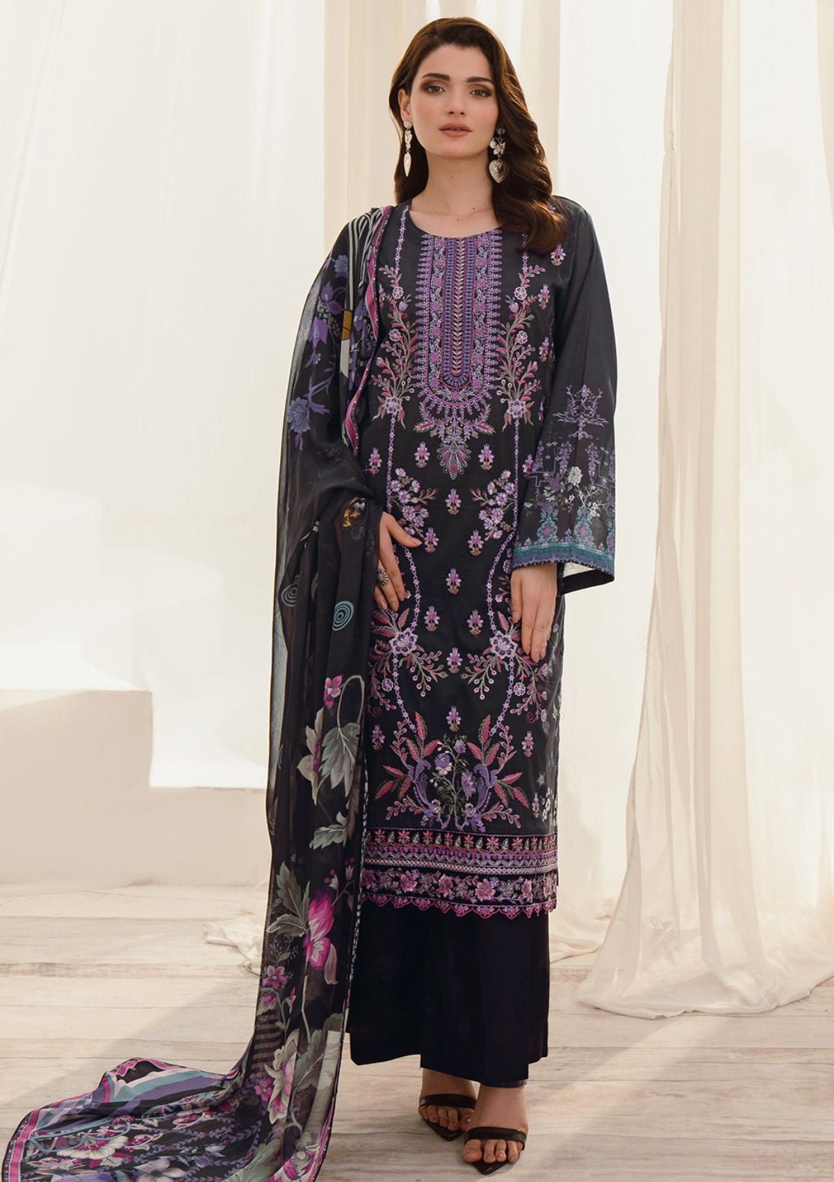 Mashaal Luxury Lawn By Ramsha'24 D-04 - Mohsin Saeed Fabrics