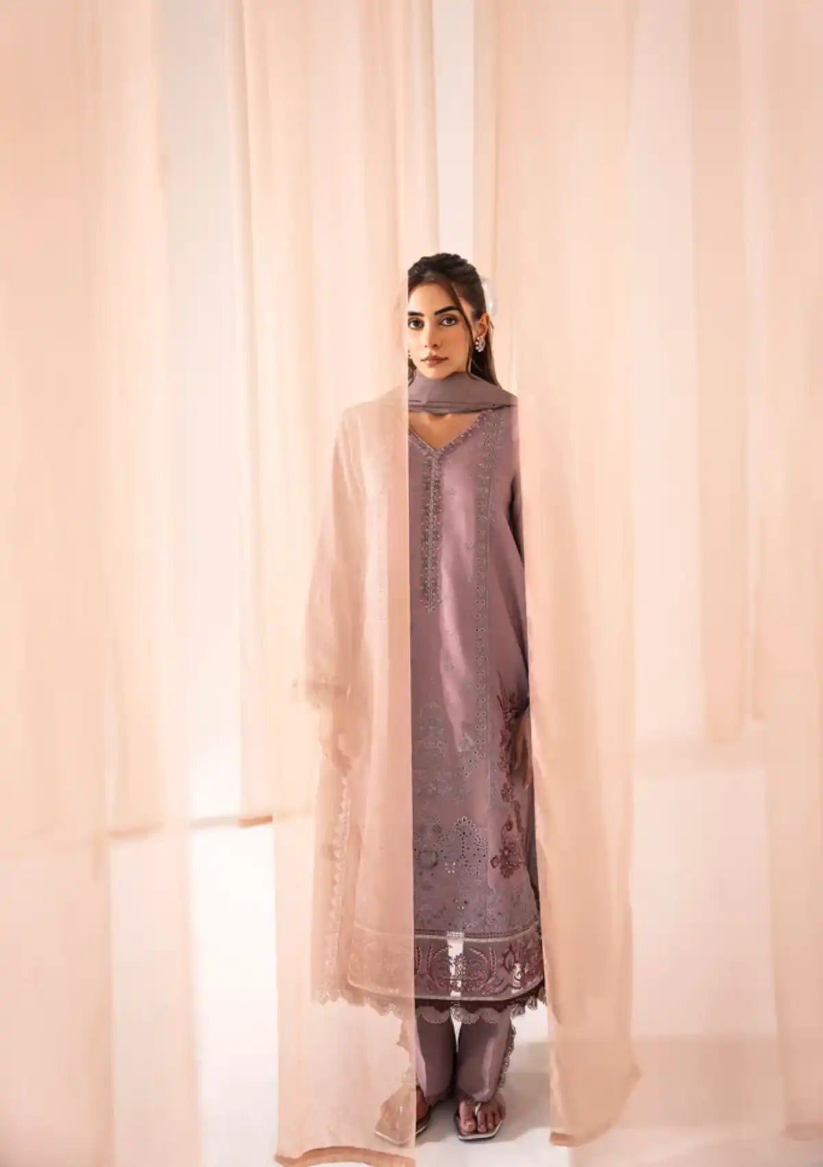 Florent Festive Lawn'24 FL-7 - Mohsin Saeed Fabrics
