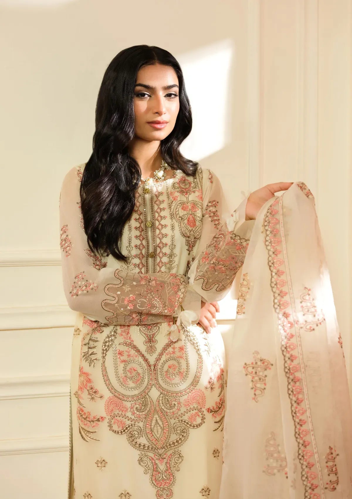 Waresha Formal Era'25 WFE-04 PEARL MIRAGE