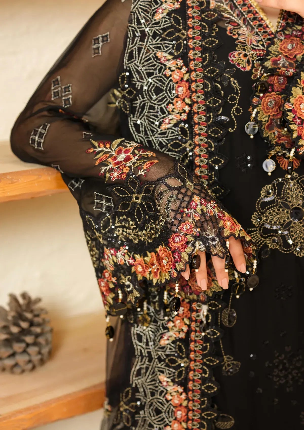 Waresha Formal Era'25 WFE-05 OBSIDIAN BLOOM