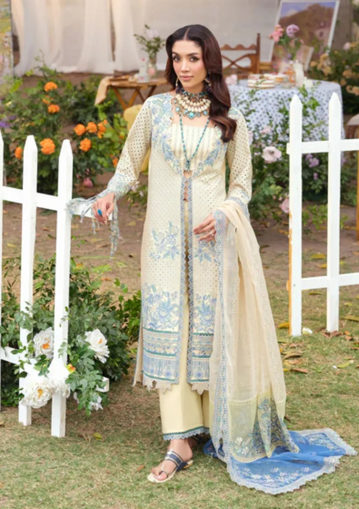 mohsin-saeed-fabrics-designer-daily-wear-formal-and-wedding-suits-within-budget-This-product-is-from-zarizaa-echelon-luxury-lawn25-d-02-lagoon-is-available-on-Mohsin-saeed-fabrics-website.