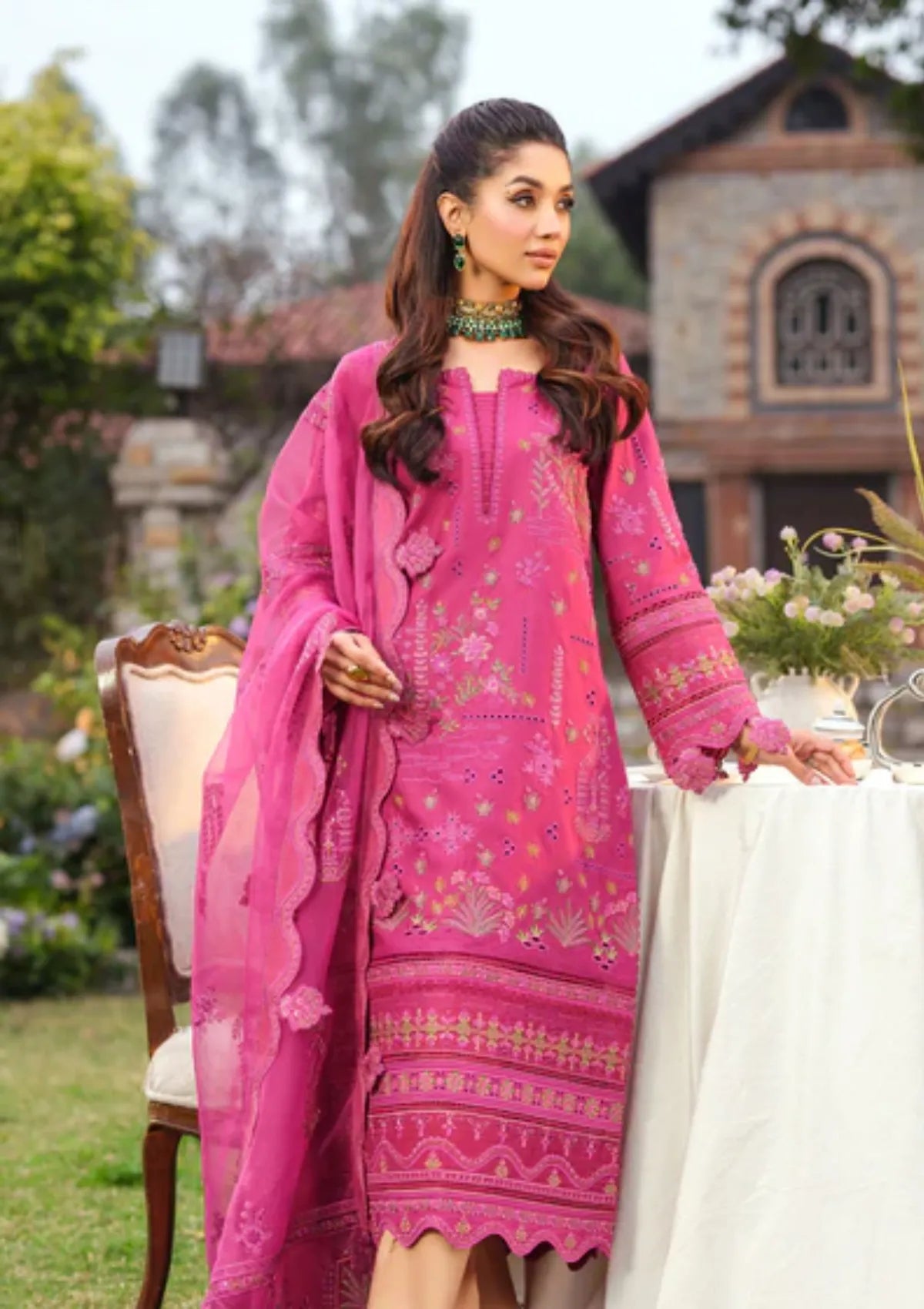 mohsin-saeed-fabrics-designer-daily-wear-formal-and-wedding-suits-within-budget-This-product-is-from-zarizaa-echelon-luxury-lawn25-d-07-damask-is-available-on-Mohsin-saeed-fabrics-website.