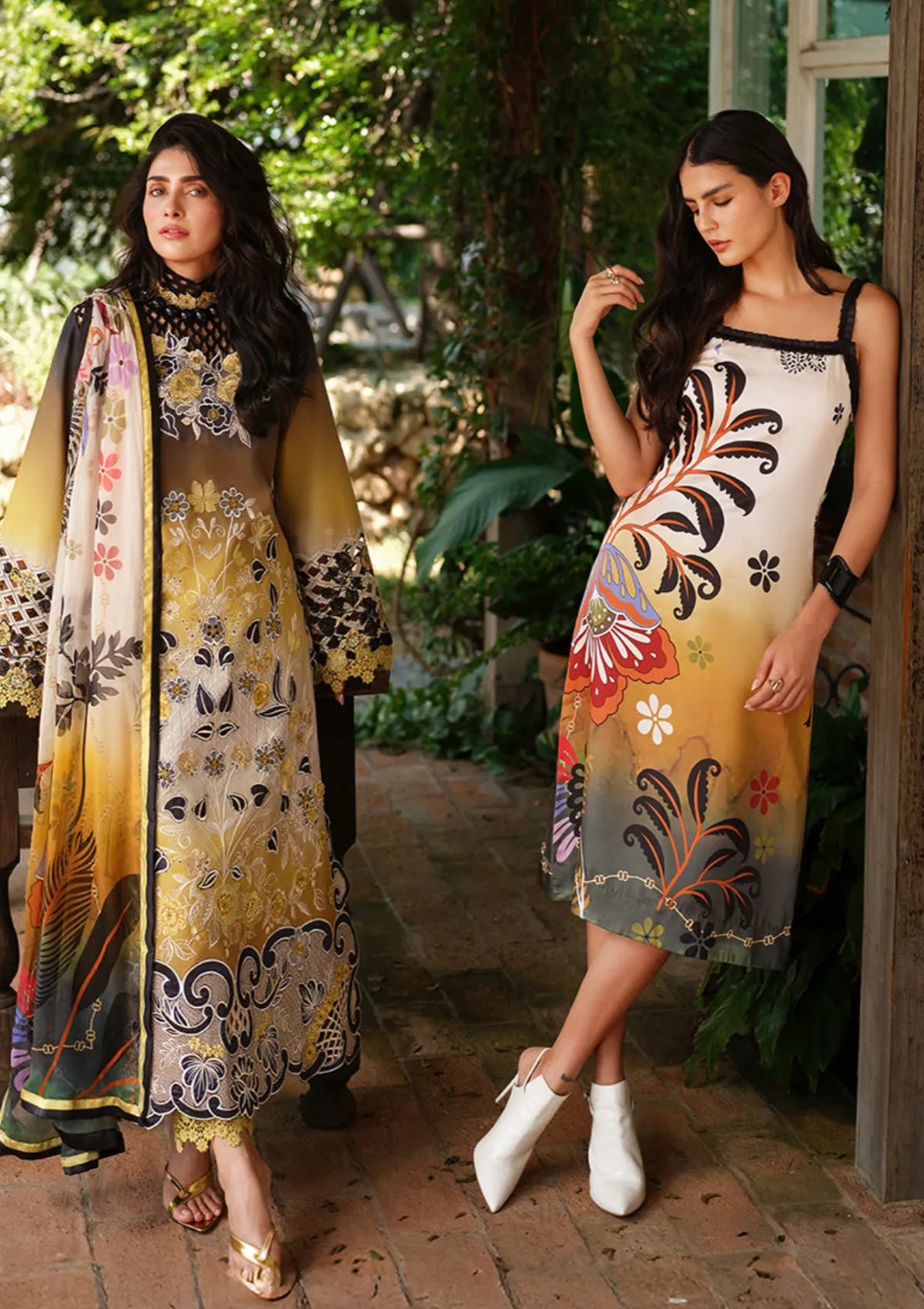 Mushq Amoi Held by Love'26 D-15 Timeless Charm