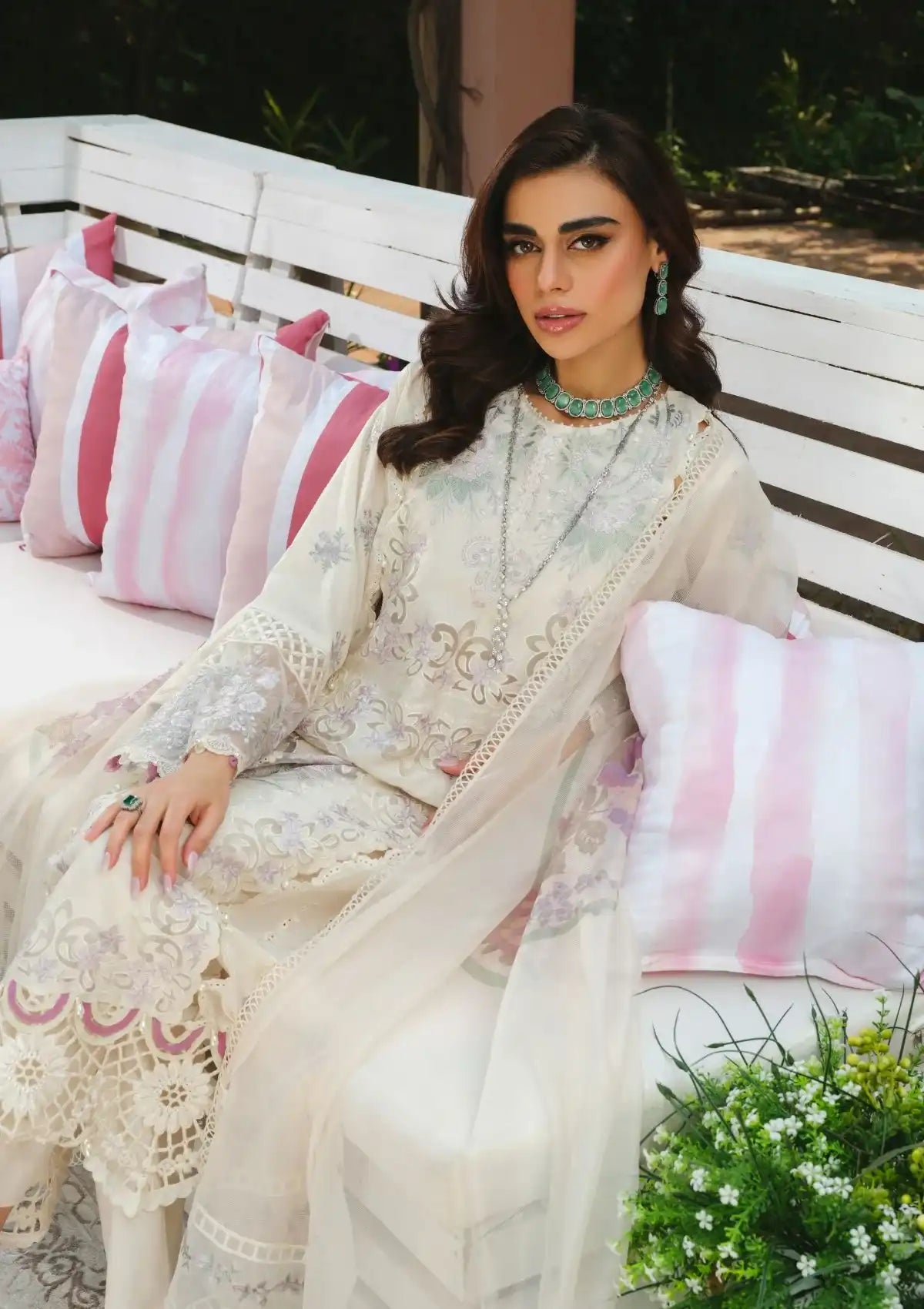 La' Gardenia By Paras'24 PR-03 Daisy Dreams - Mohsin Saeed Fabrics