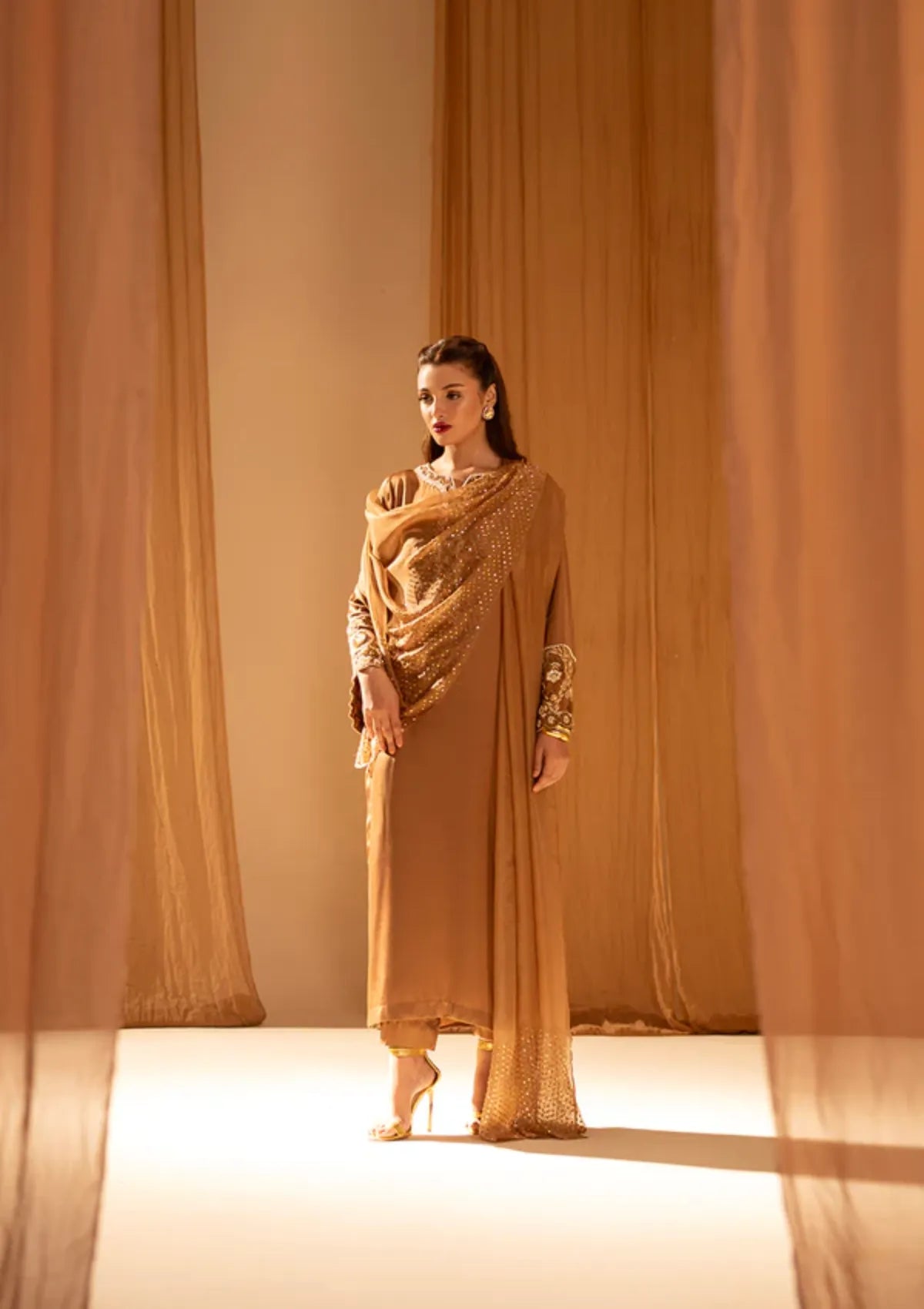 mohsin-saeed-fabrics-luxury-fashion-collection-daily-wear-wedding-and-formal-in-budget-This-product-is-from-sidra-fahad-rayya-silk25-sf-219-is-available-on-Mohsin-saeed-fabrics-website.