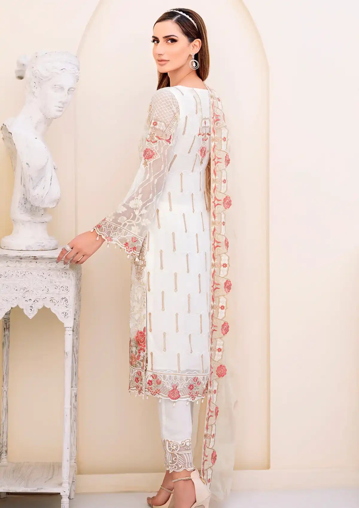 Ramsha Emb Chiffon'23 Vol-23 F-2308