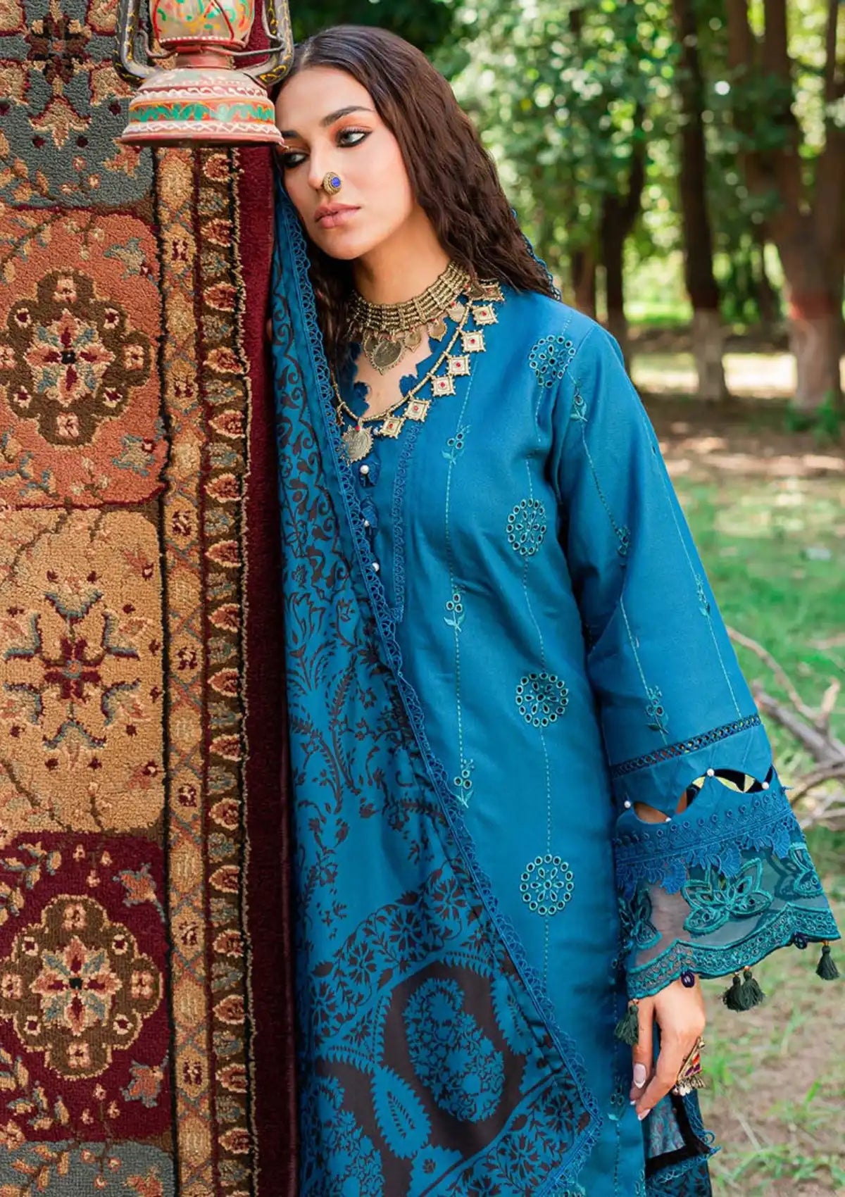 Parishay Dastak Karandi Winter'23 Vol-02 DTW-21 - Mohsin Saeed Fabrics