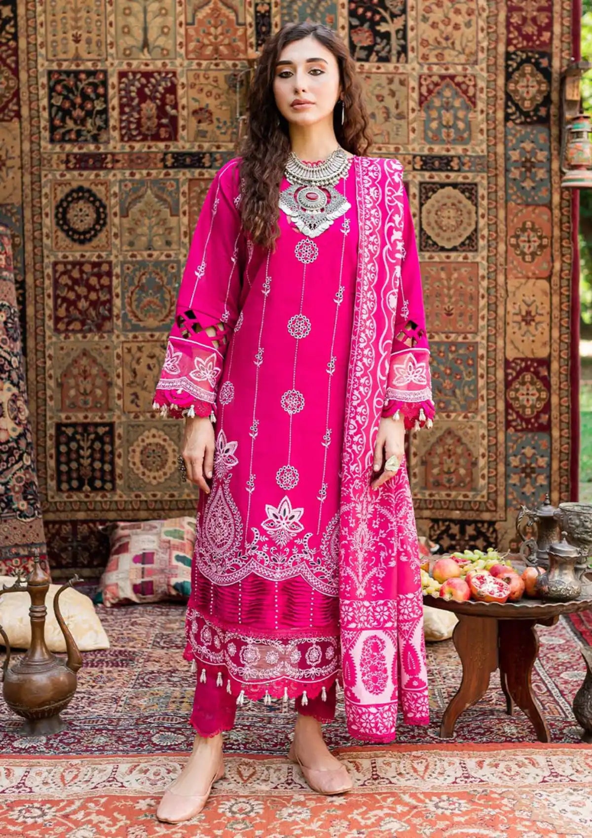 Parishay Dastak Karandi Winter'23 Vol-02 DTW-22 - Mohsin Saeed Fabrics