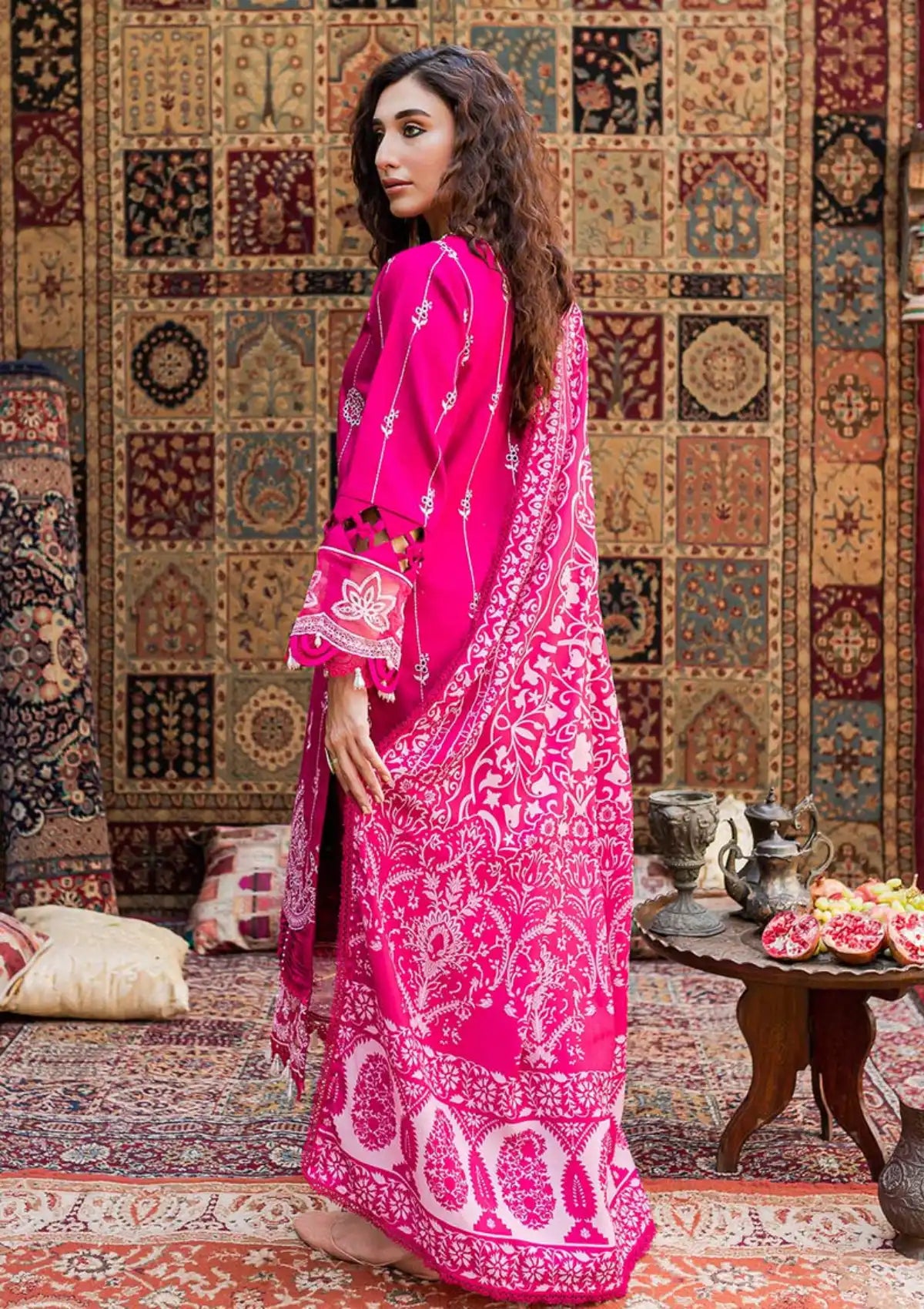 Parishay Dastak Karandi Winter'23 Vol-02 DTW-22 - Mohsin Saeed Fabrics