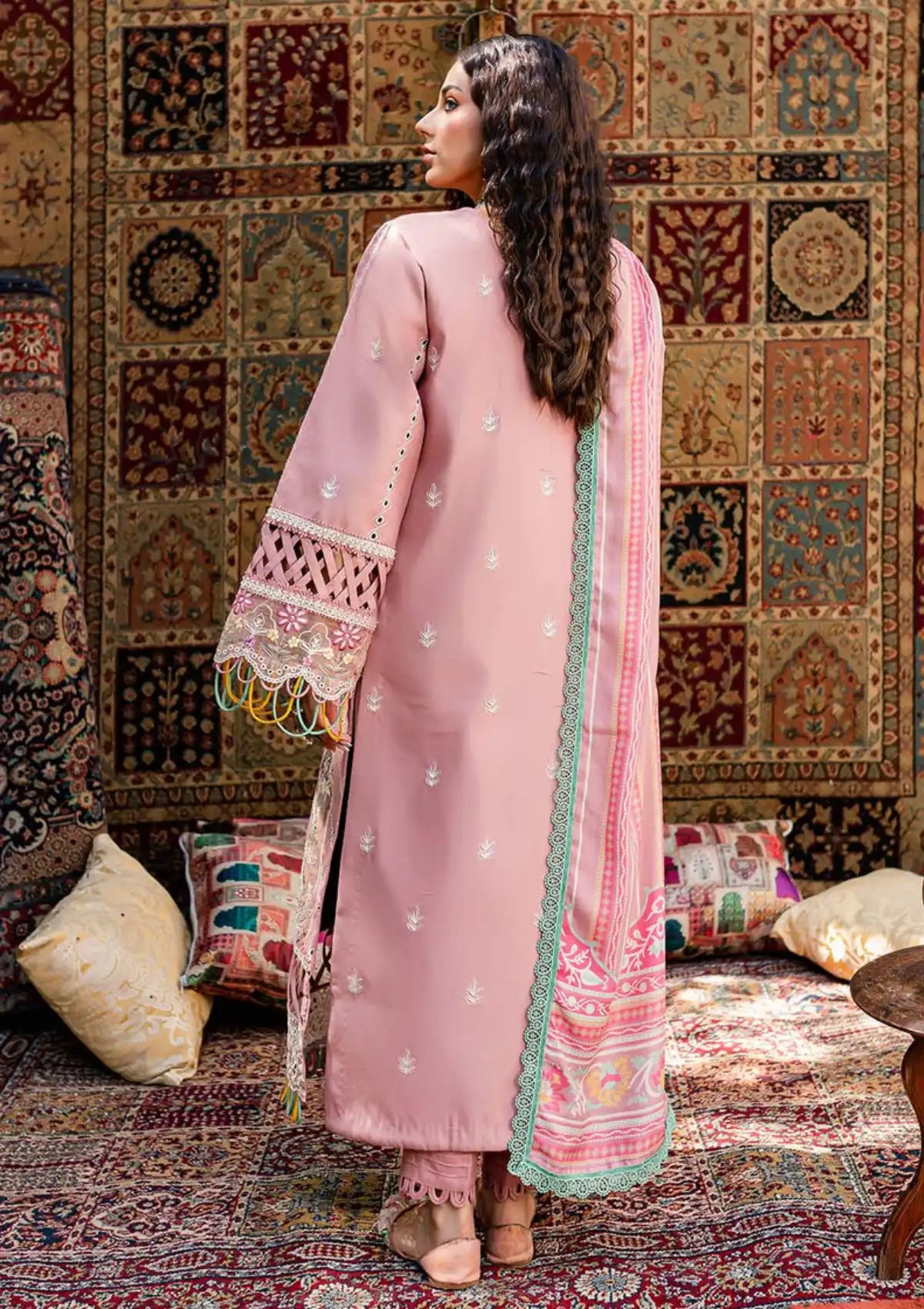 Parishay Dastak Karandi Winter'23 Vol-02 DTW-28 - Mohsin Saeed Fabrics