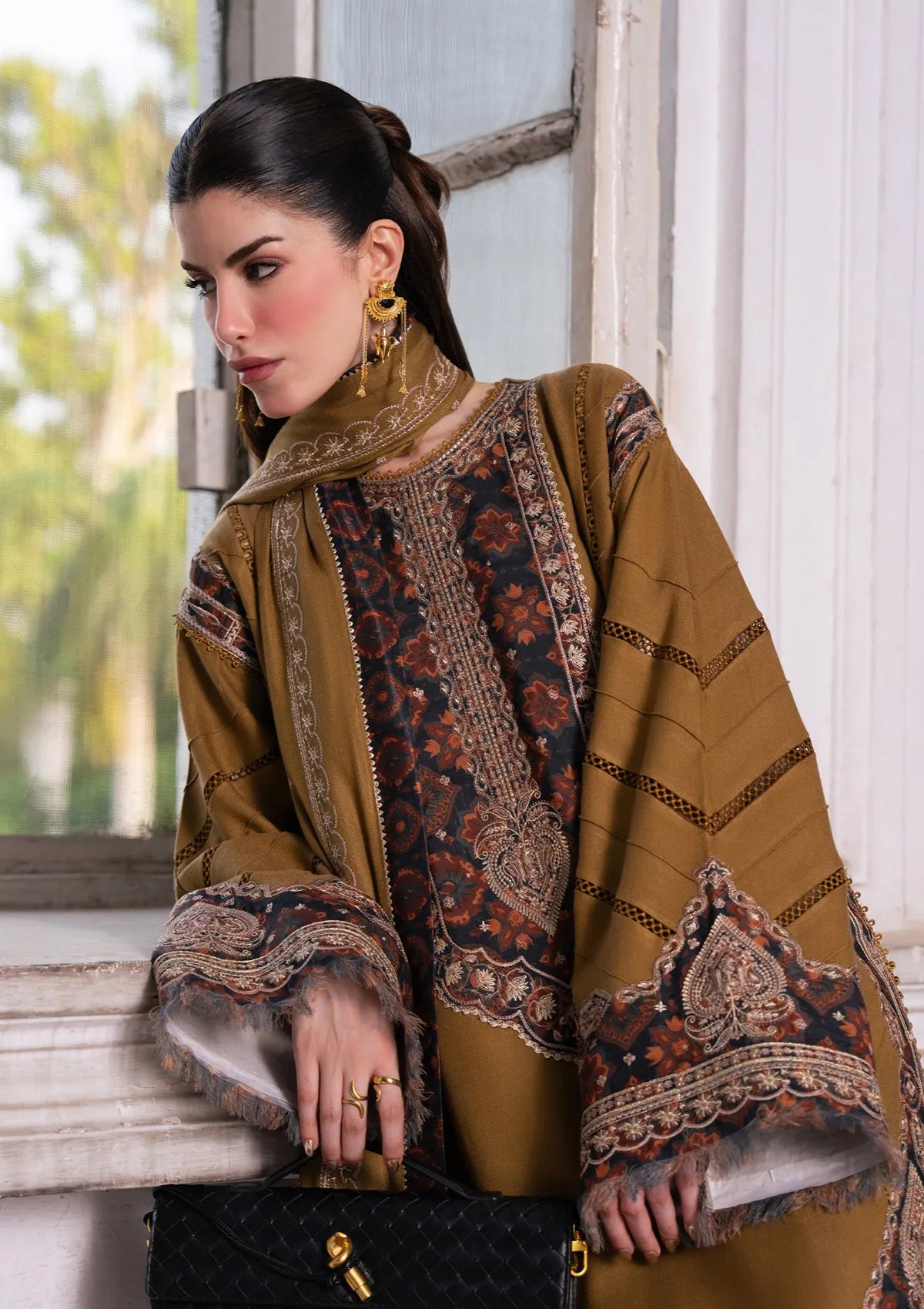 Bin Ilyas Dulzura Winter'26 D-1027B