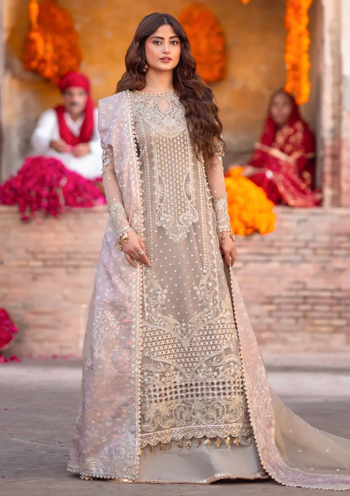 mohsin-saeed-fabrics-designer-daily-wear-formal-and-wedding-suits-within-budget-This-product-is-from-bin-ilyas-sona-gachi-formals25-d-601-is-available-on-Mohsin-saeed-fabrics-website.