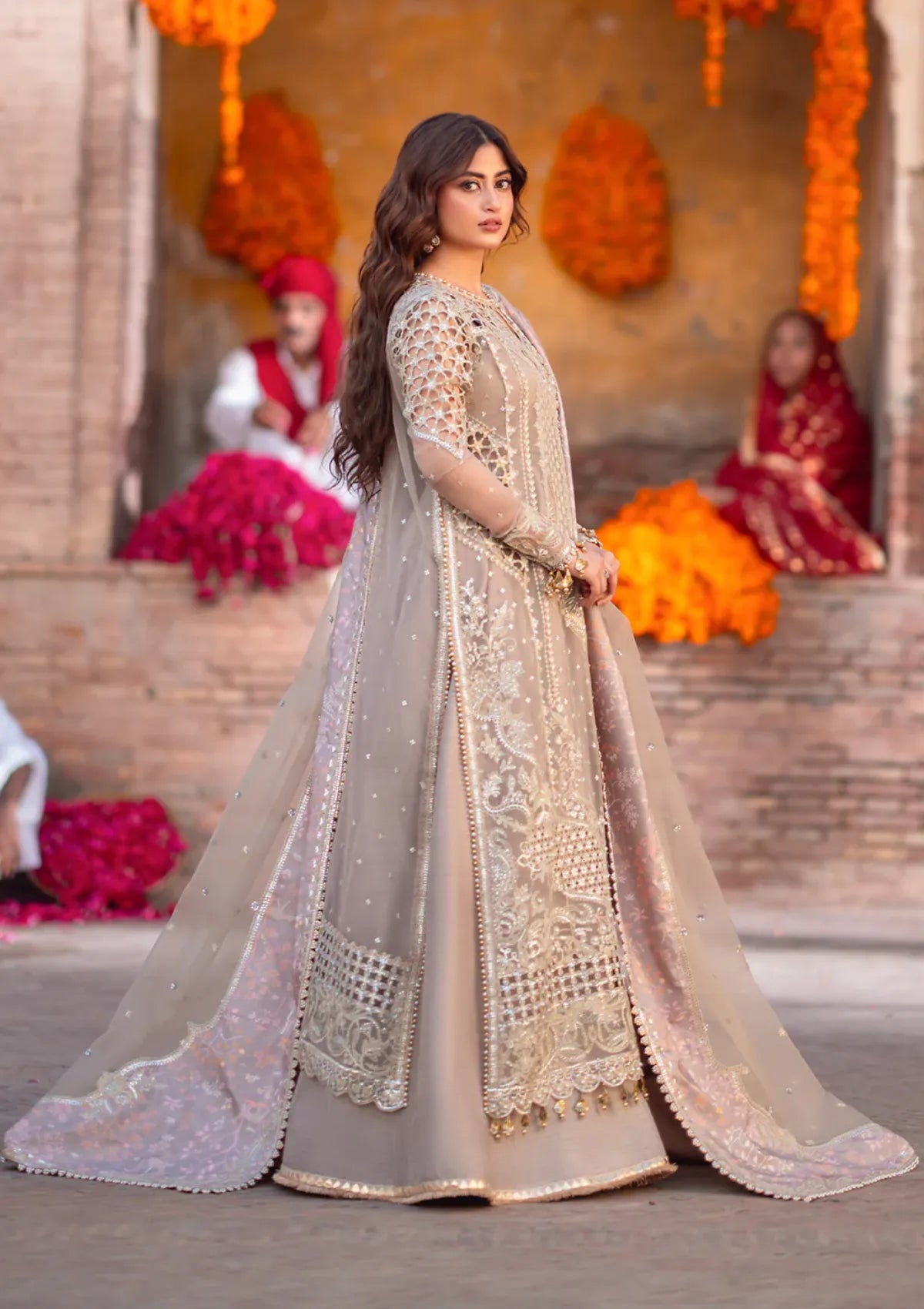 mohsin-saeed-fabrics-designer-daily-wear-formal-and-wedding-suits-within-budget-This-product-is-from-bin-ilyas-sona-gachi-formals25-d-601-is-available-on-Mohsin-saeed-fabrics-website.