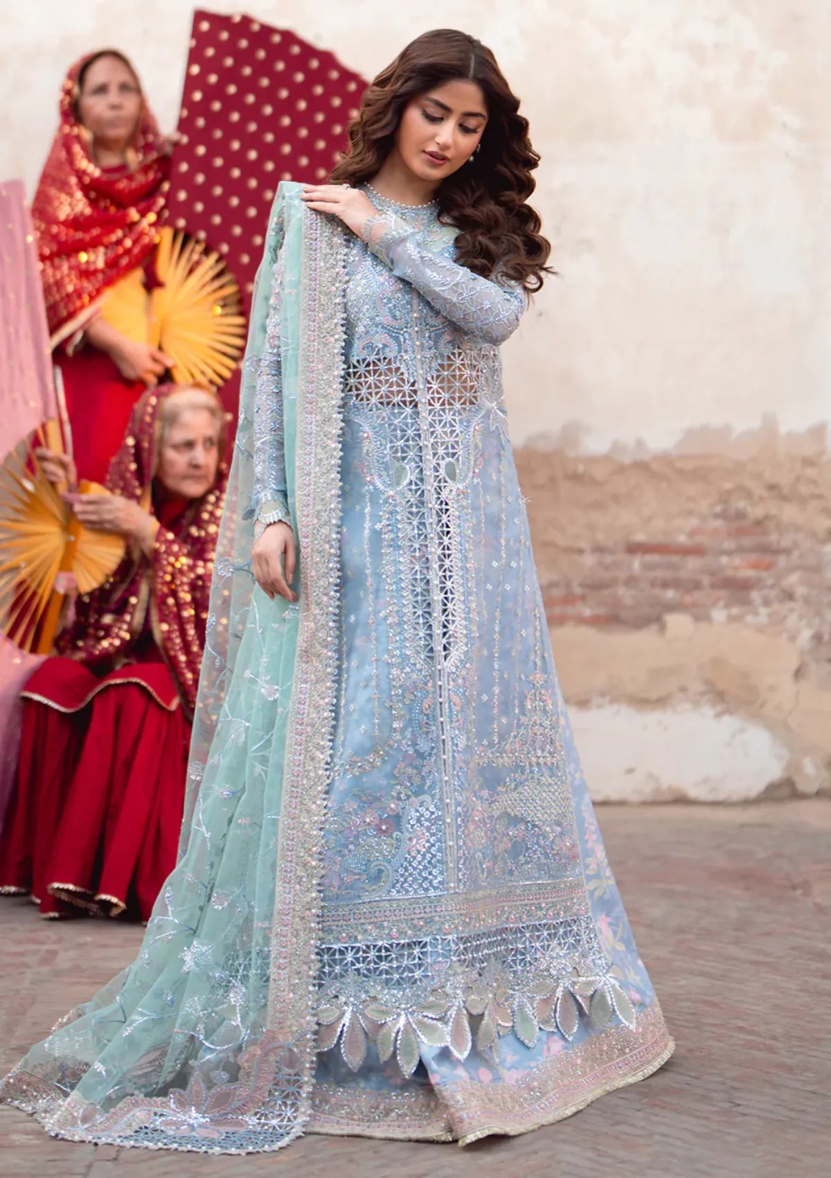 mohsin-saeed-fabrics-designer-daily-wear-formal-and-wedding-suits-within-budget-This-product-is-from-bin-ilyas-sona-gachi-formals25-d-602-is-available-on-Mohsin-saeed-fabrics-website.