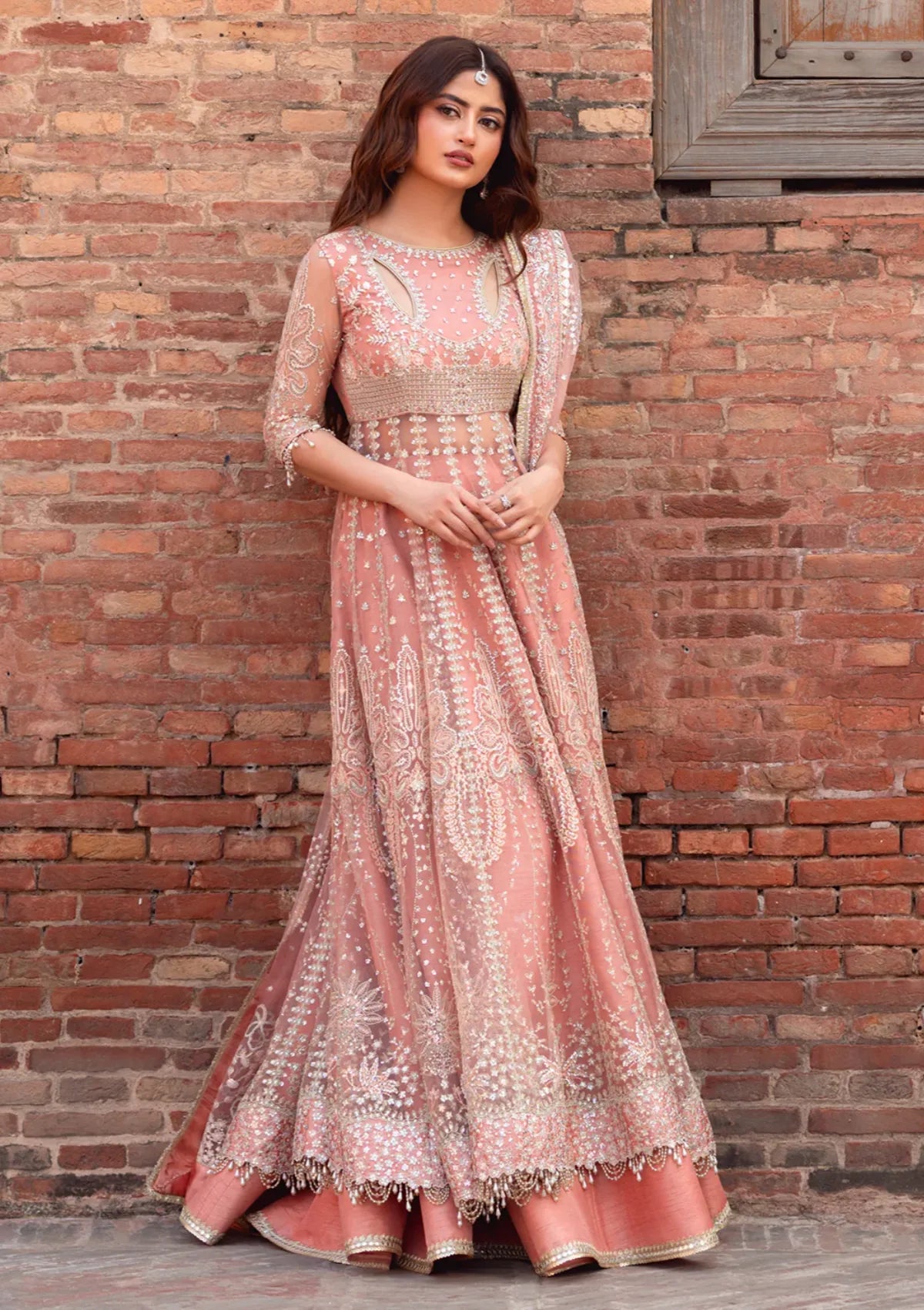 mohsin-saeed-fabrics-designer-daily-wear-formal-and-wedding-suits-within-budget-This-product-is-from-bin-ilyas-sona-gachi-formals25-d-604-is-available-on-Mohsin-saeed-fabrics-website.