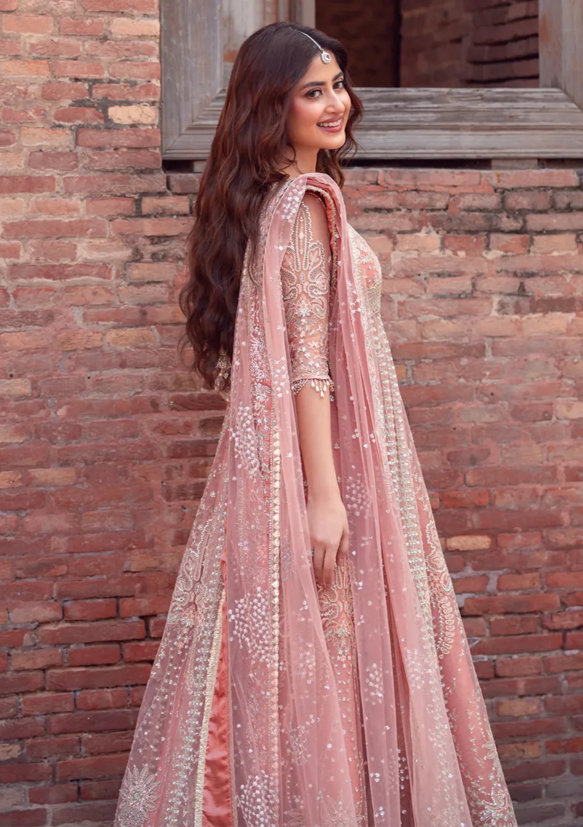 mohsin-saeed-fabrics-designer-daily-wear-formal-and-wedding-suits-within-budget-This-product-is-from-bin-ilyas-sona-gachi-formals25-d-604-is-available-on-Mohsin-saeed-fabrics-website.
