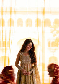 mohsin-saeed-fabrics-designer-daily-wear-formal-and-wedding-suits-within-budget-This-product-is-from-bin-ilyas-sona-gachi-formals25-d-605-is-available-on-Mohsin-saeed-fabrics-website.