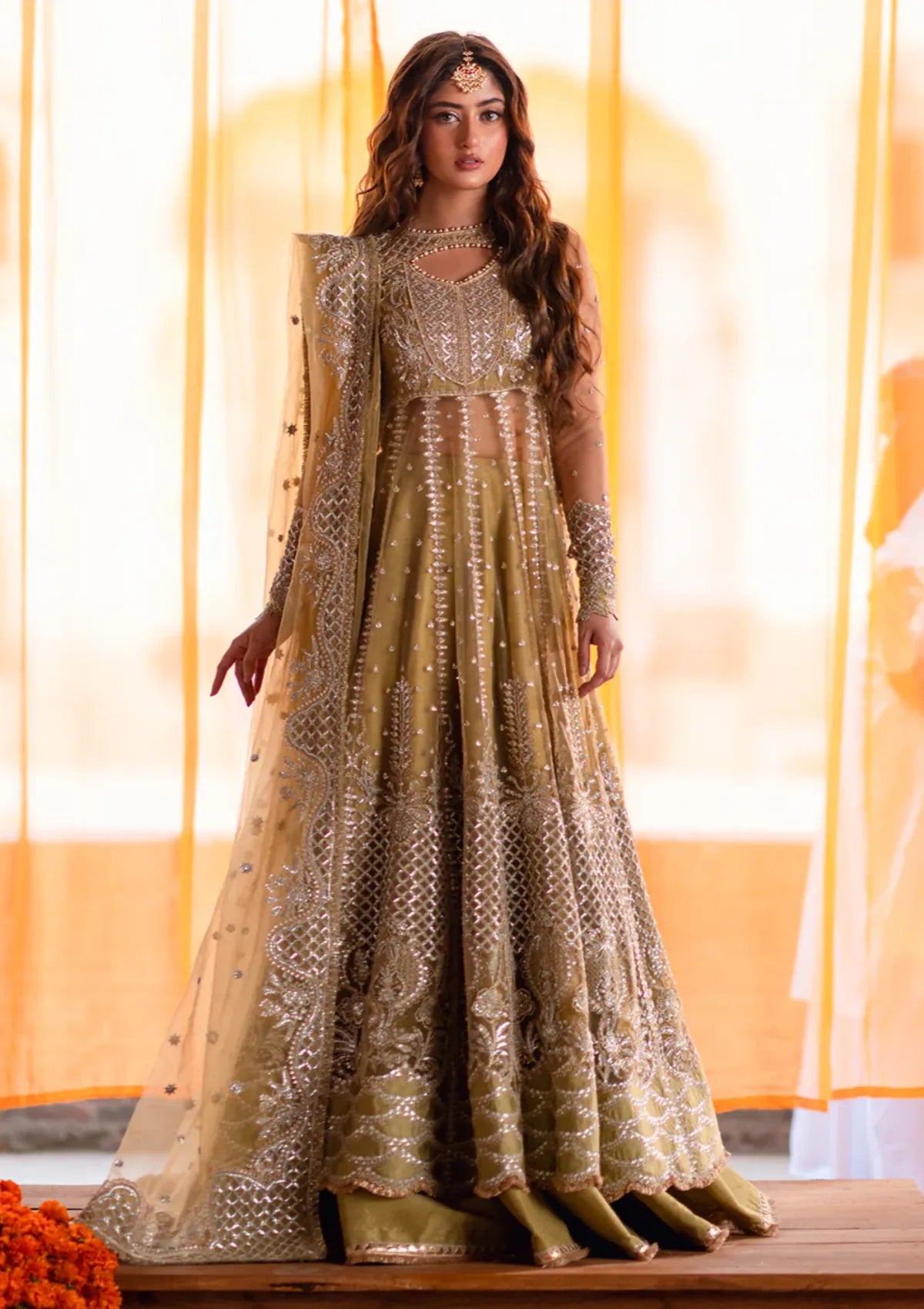 mohsin-saeed-fabrics-designer-daily-wear-formal-and-wedding-suits-within-budget-This-product-is-from-bin-ilyas-sona-gachi-formals25-d-605-is-available-on-Mohsin-saeed-fabrics-website.
