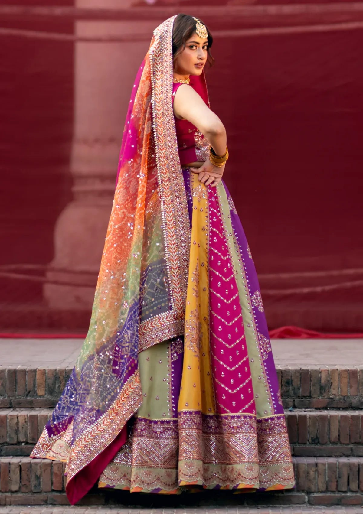 mohsin-saeed-fabrics-designer-daily-wear-formal-and-wedding-suits-within-budget-This-product-is-from-bin-ilyas-sona-gachi-formals25-d-607-is-available-on-Mohsin-saeed-fabrics-website.