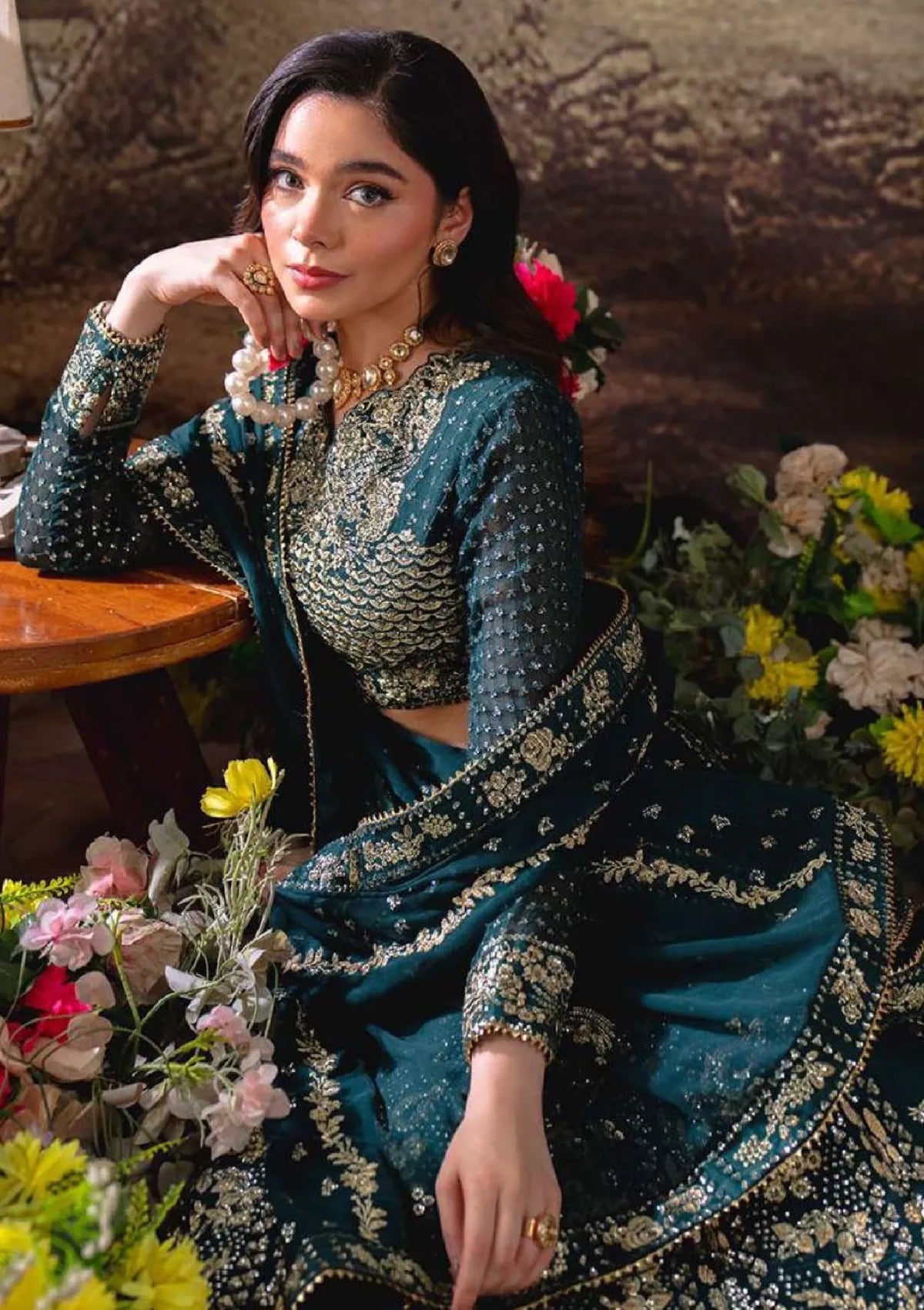mohsin-saeed-fabrics-designer-daily-wear-formal-and-wedding-suits-within-budget-This-product-is-from-neeshay-dastaan-luxury-chiffon25-shahnoor-is-available-on-Mohsin-saeed-fabrics-website.