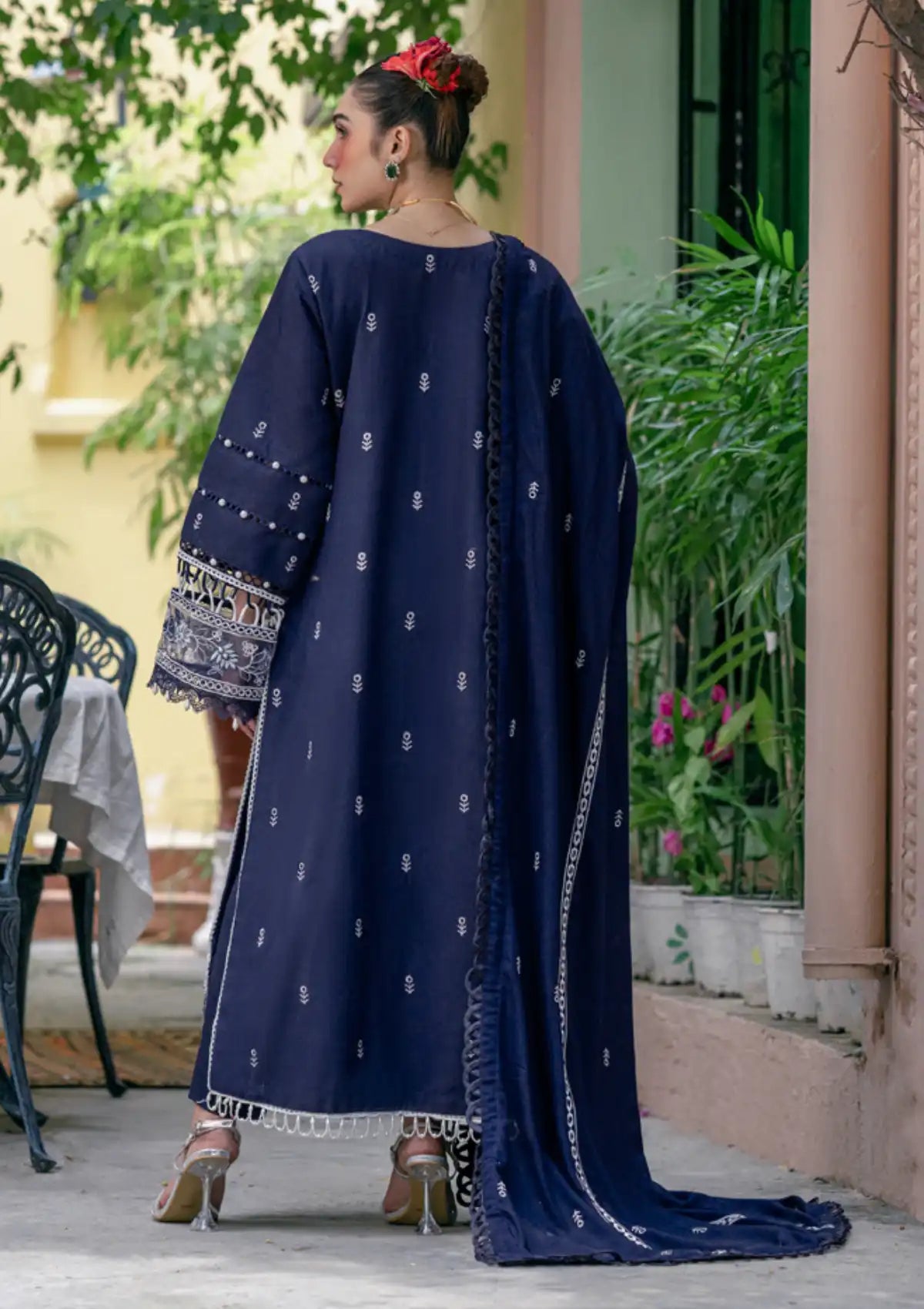 Parishay Dastak Karandi Winter'23 DTK-12 - Mohsin Saeed Fabrics