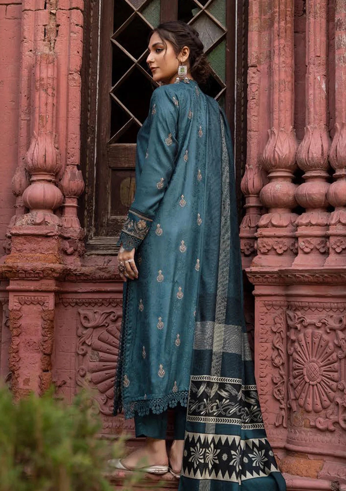Dastan by Khoobsurat'24 D-42