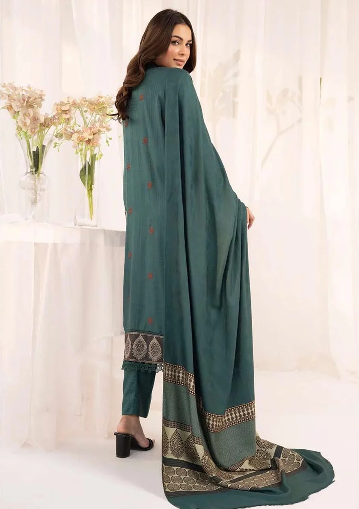 Dastoor By Khoobsurat Emb Peach Leather'23 D-234 - Mohsin Saeed Fabrics