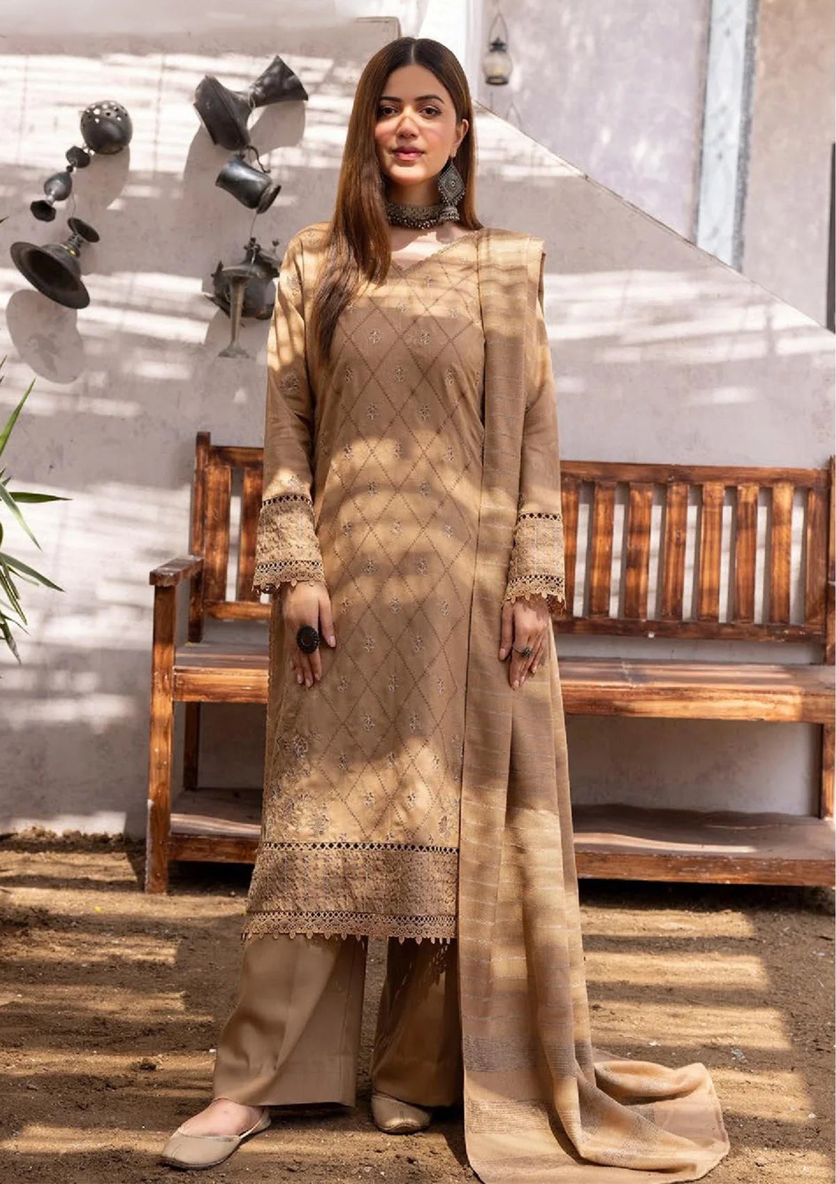 Dastoor Emb Slub Wool'23 D-02 - Mohsin Saeed Fabrics