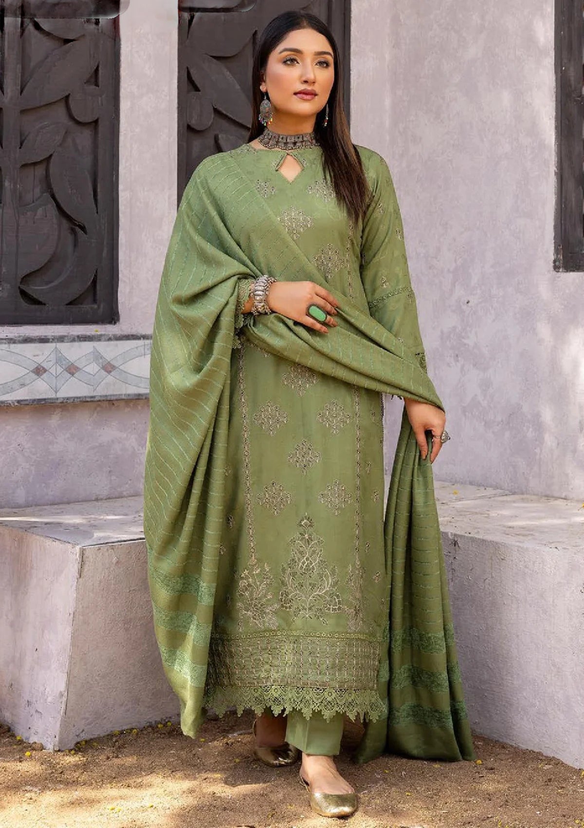 Dastoor Emb Slub Wool'23 D-03 - Mohsin Saeed Fabrics