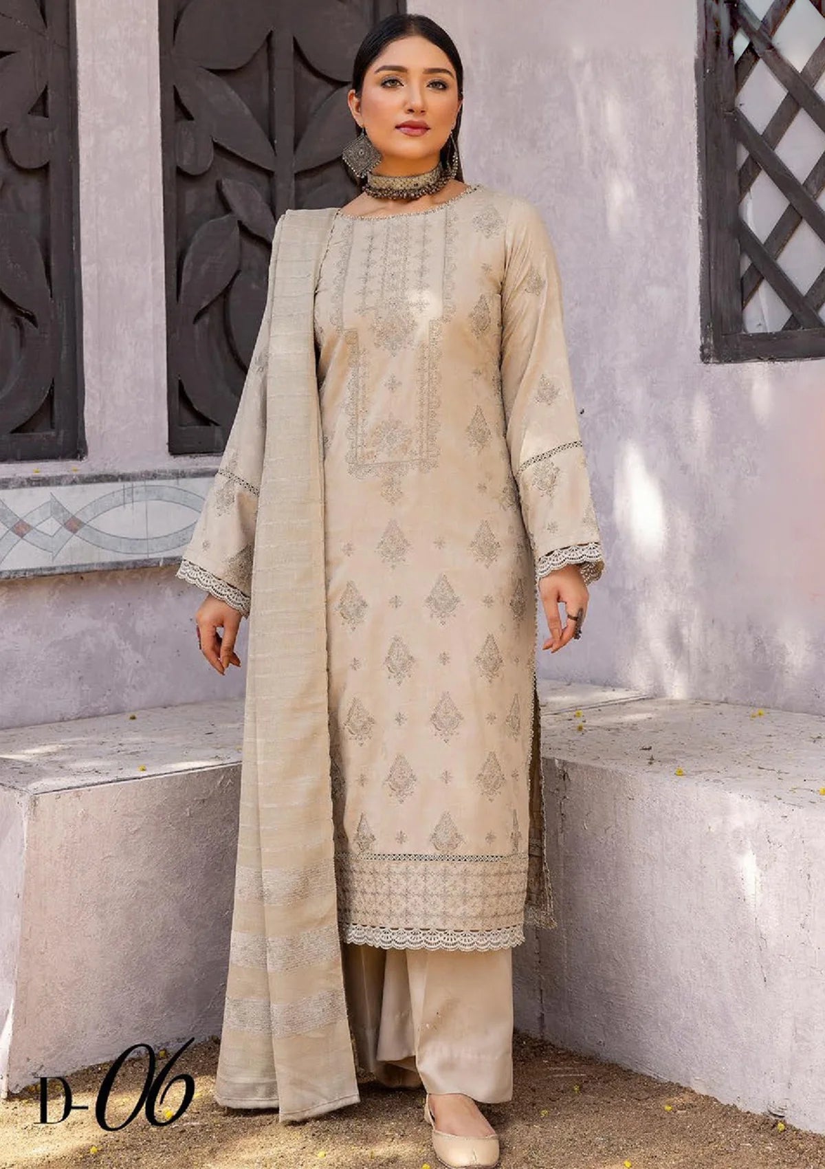 Dastoor Emb Slub Wool'23 D-06 - Mohsin Saeed Fabrics