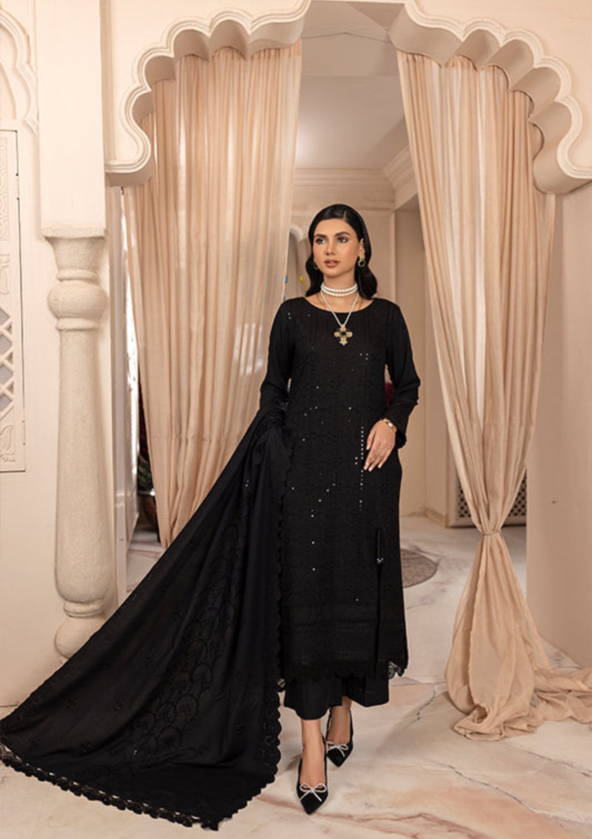 Rajis Dil Nihaad Silk Karandi'23 RJ-03 - Mohsin Saeed Fabrics