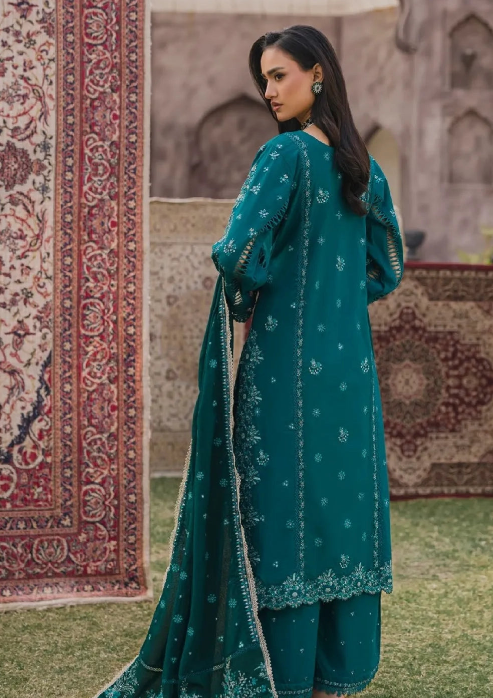 Eshaisha Luxury Winter'25 EA- LW-5563