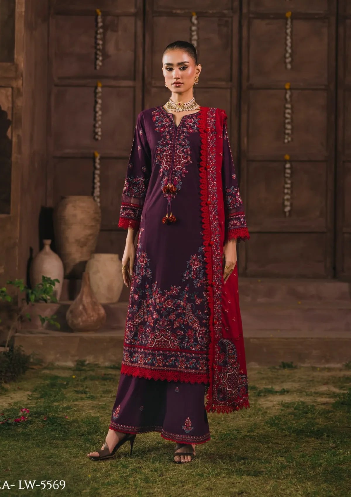 Eshaisha Luxury Winter'25 EA- LW-5569