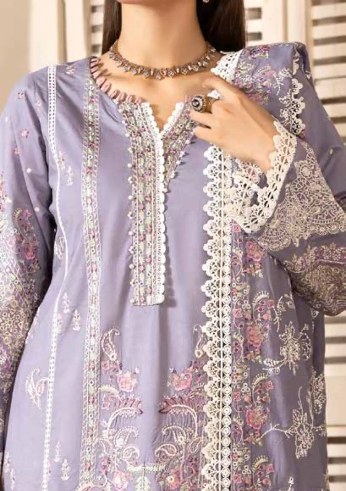 Eshaisha Luxury Winter'24 EA-LW-5512