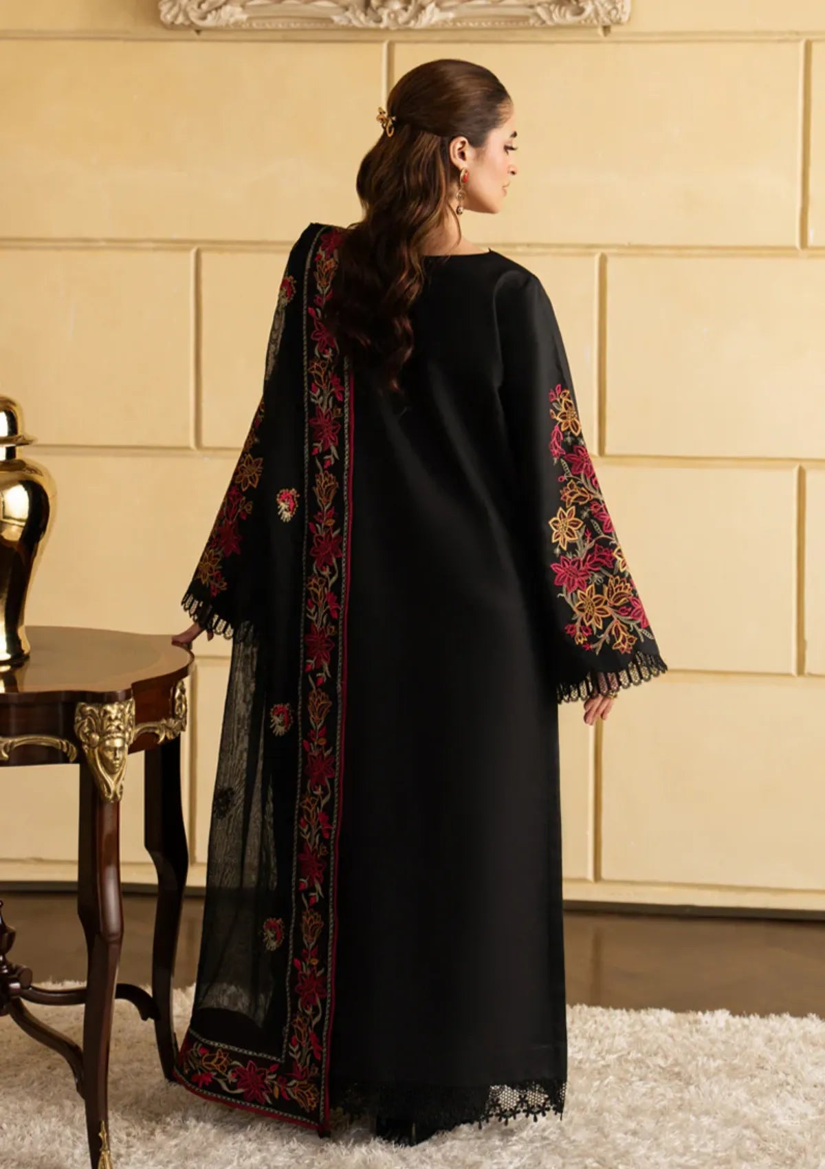 Rang Rasiya Carnation Eid Edit'26 D-09 EZRA