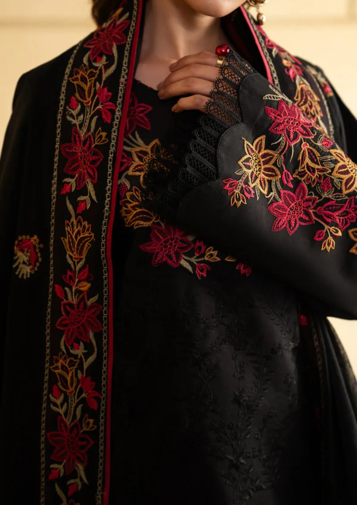 Rang Rasiya Carnation Eid Edit'26 D-09 EZRA