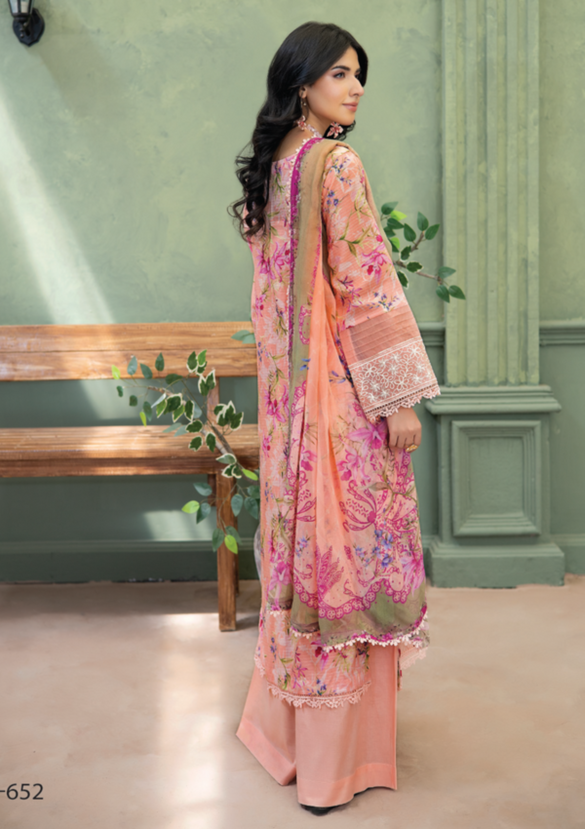 Johra Faryal Lawn'26 JS-653-FRY