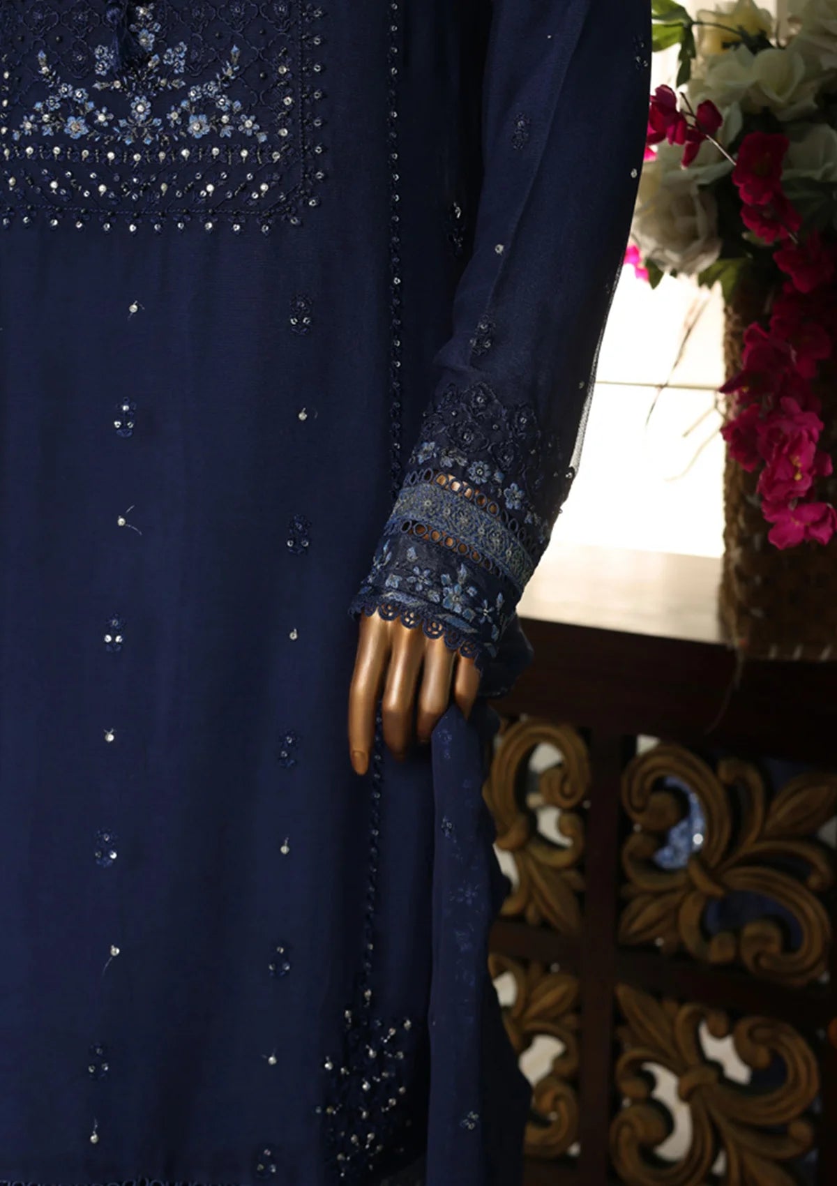 Fasaane By HZ Formal Pret'24 HZK-156 Navy - Mohsin Saeed Fabrics