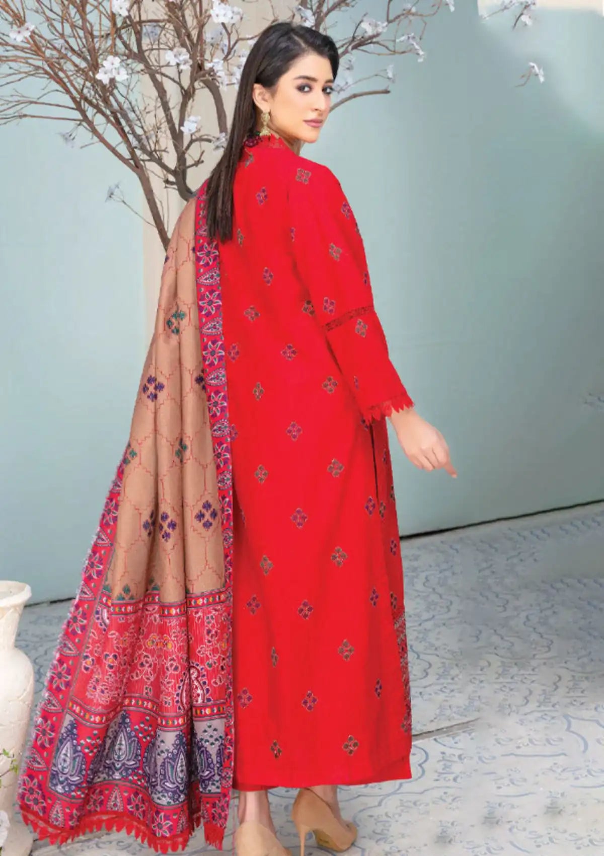 Feroza Falak Emb Khaddar'23 D-09 - Mohsin Saeed Fabrics